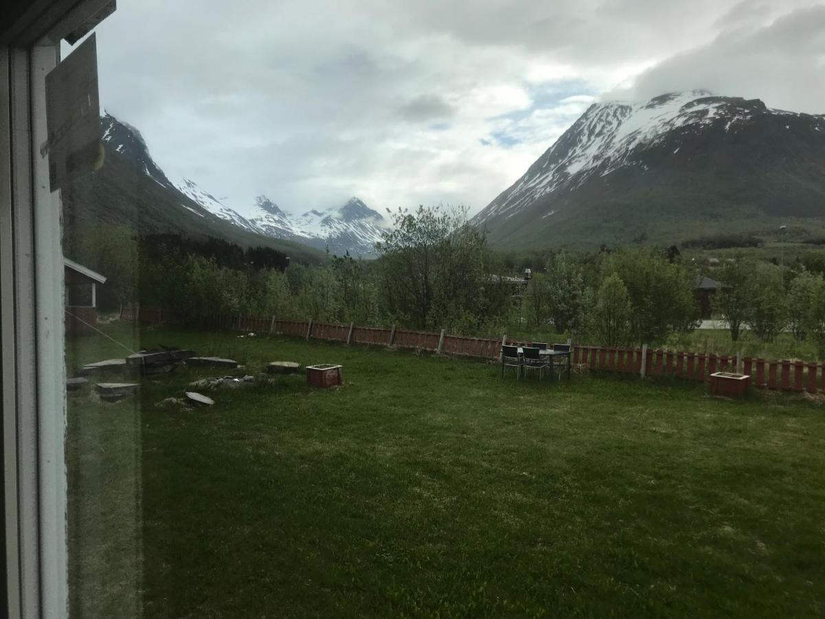 Anton Antonsens Veg 18 Leilighet Nr2 Apartment Olderdalen Bagian luar foto